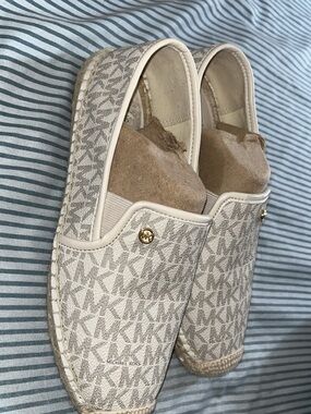 Michael Kors Beige/Off-White MK Monogram Espadrilles